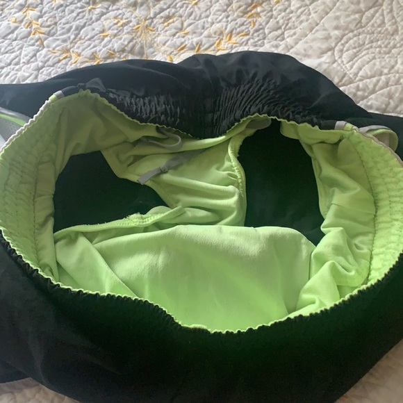 Nike shorts small - Picture 7 of 7